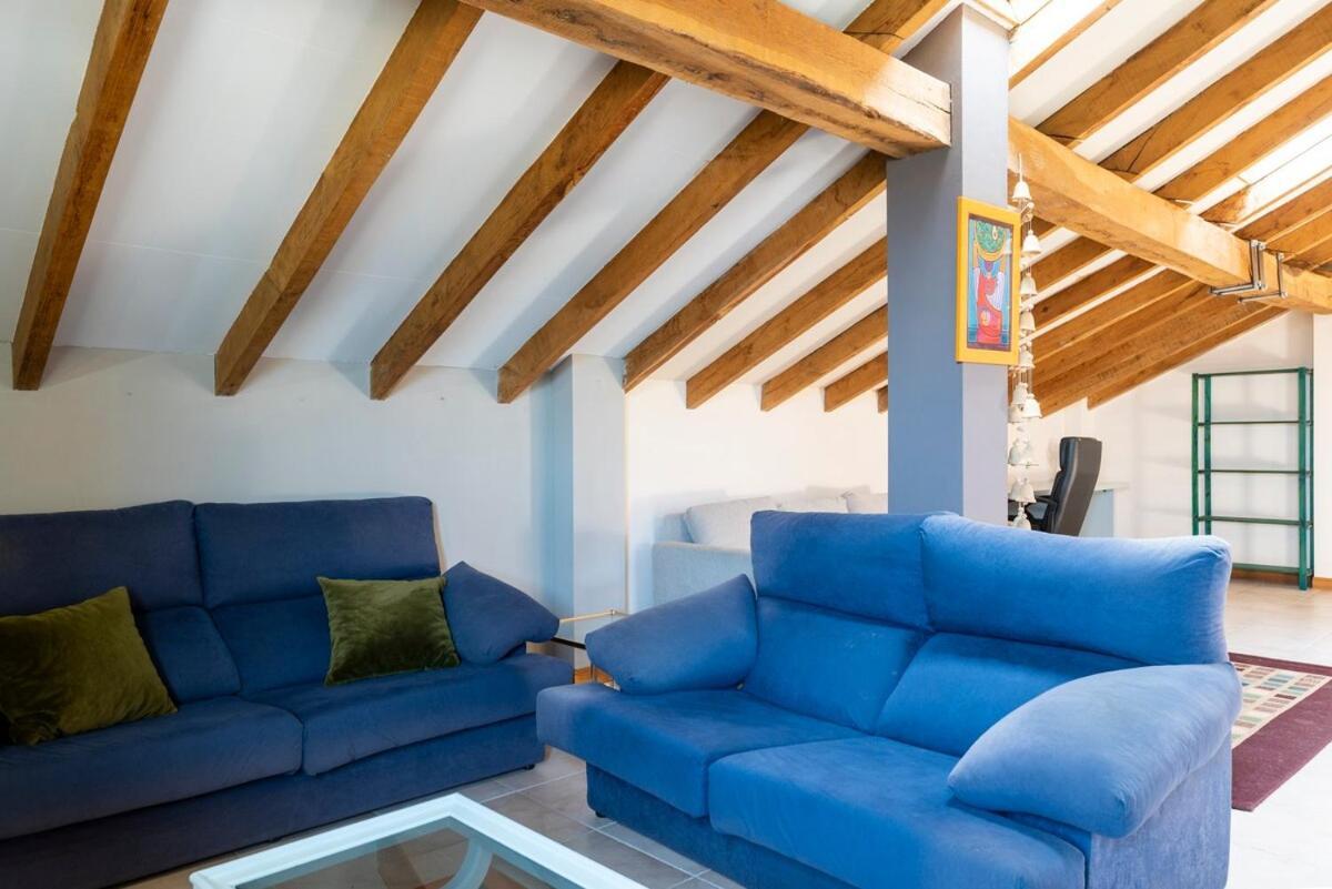 Villa Casa Con Jardin En Gama Bárcena de Cicero Exterior foto