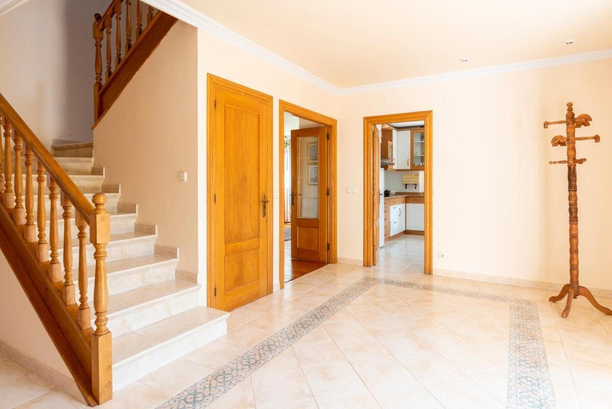 Villa Casa Con Jardin En Gama Bárcena de Cicero Exterior foto