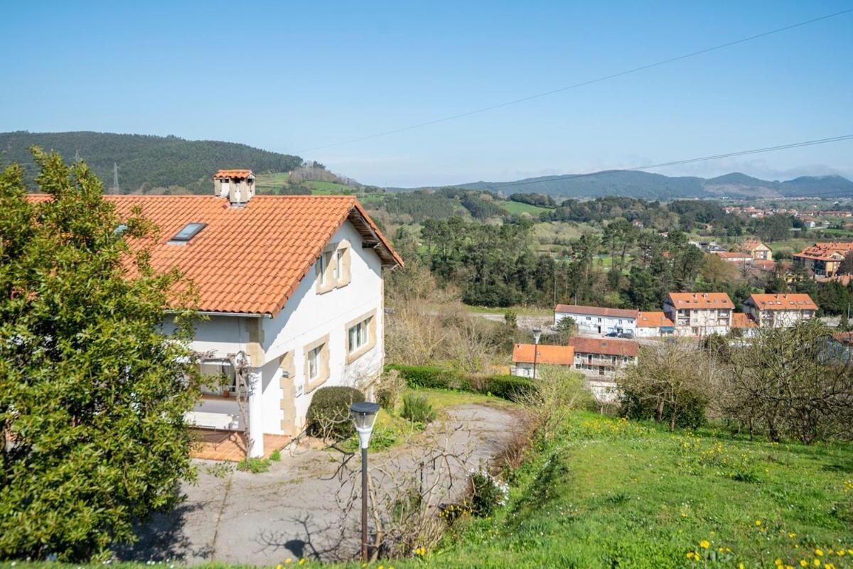 Villa Casa Con Jardin En Gama Bárcena de Cicero Exterior foto